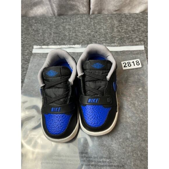 Kid Jordan Legacy 312 Low CD9055 Size 7C Black White Cement Grey Game Royal - Picture 8 of 8